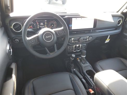 New 2025 Jeep Gladiator Sport image 14