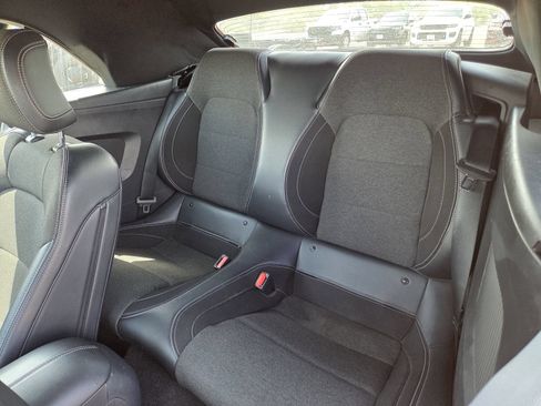 Used 2024 Ford Mustang Convertible RWD image 15