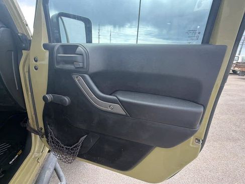 Used 2013 Jeep Wrangler Unlimited Sport AWD/4WD image 28