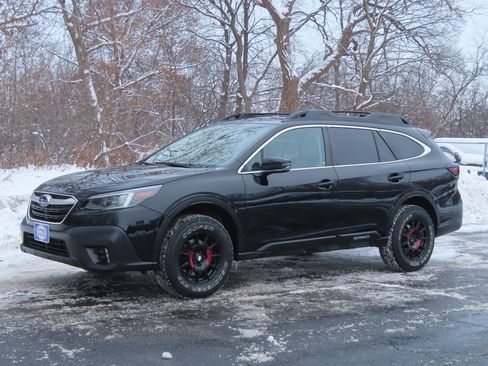 Used 2020 Subaru Outback Premium image 22