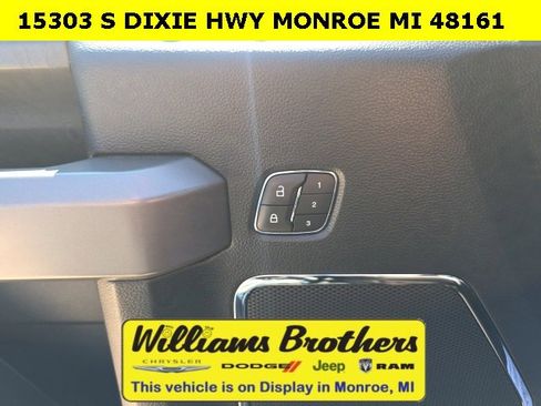 Used 2020 Ford F150 Platinum w/ Equipment Group 701A Luxury image 17