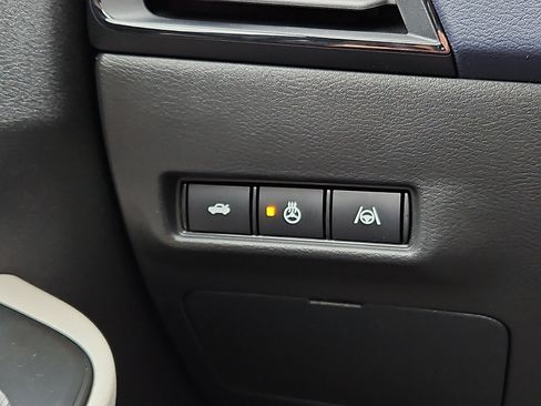 New 2026 Nissan Sentra SL w/ Floor Mat Package FWD image 17
