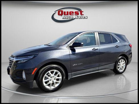 Used 2023 Chevrolet Equinox LT image 1