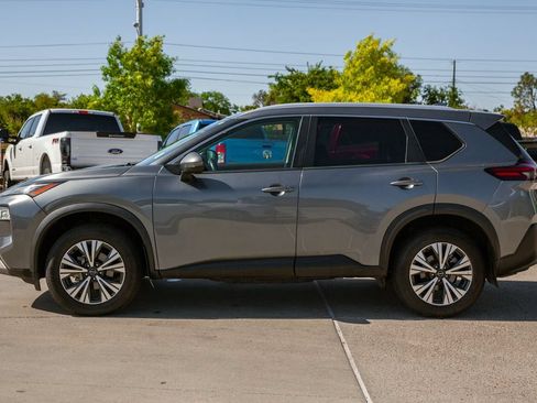 Used 2022 Nissan Rogue SV w/ SV Premium Package AWD/4WD image 8