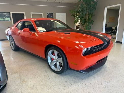 Used 2008 Dodge Challenger SRT8 RWD image 3