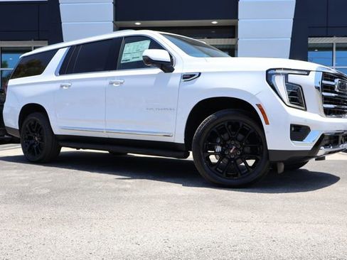 New 2026 GMC Yukon XL Elevation AWD/4WD image 2