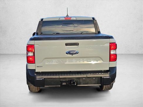 Used 2024 Ford Maverick Lariat image 6