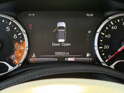 Used 2018 Jeep Renegade Trailhawk AWD/4WD image 8