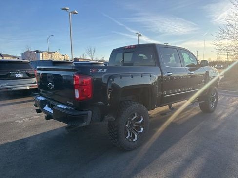 Used 2018 Chevrolet Silverado 1500 LTZ Z71 w/ LTZ Plus Package image 7