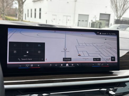 Certified 2024 BMW X7 xDrive40i w/ Executive Package image 25