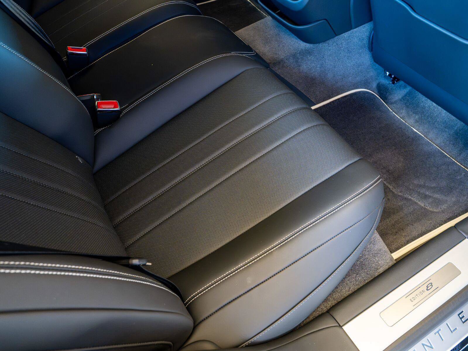 Used 2024 Bentley Flying Spur Azure AWD/4WD image 30