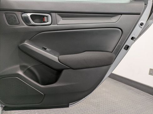 Used 2023 Honda Civic Sport image 25