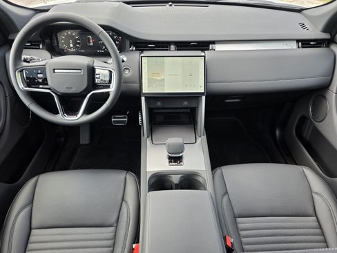 Used 2026 Land Rover Discovery Sport Landmark AWD/4WD image 4