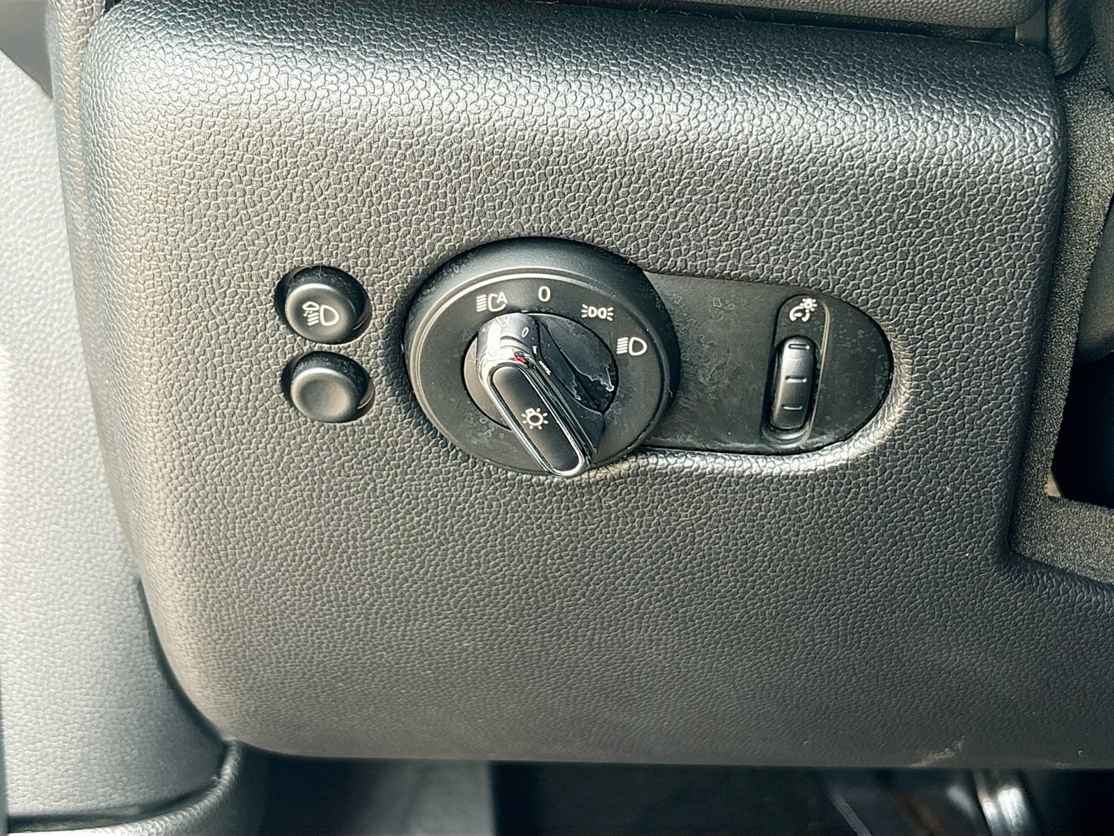 Used 2024 MINI Cooper S FWD image 10