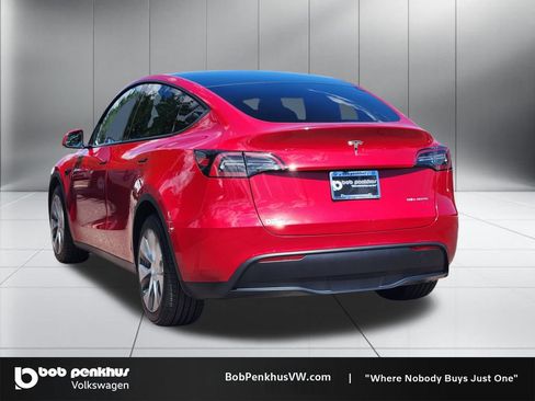 Used 2023 Tesla Model Y Long Range AWD/4WD image 27