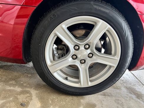 Used 2023 Chevrolet Camaro LT RWD image 11