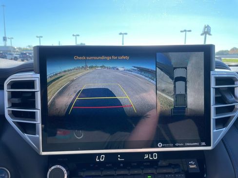 Used 2024 Toyota Tundra Platinum image 22