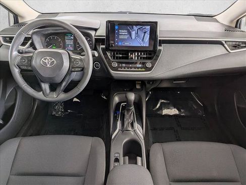Used 2024 Toyota Corolla LE w/ LE Premium Package FWD image 17