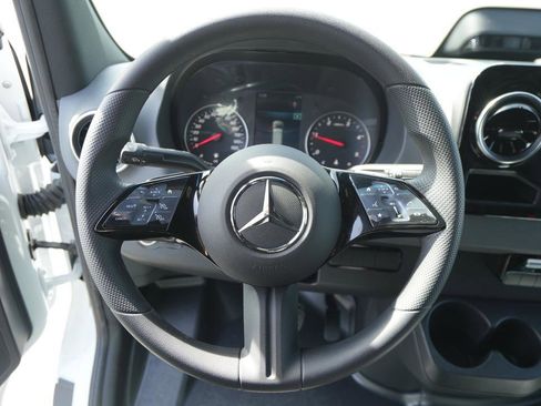 New 2026 Mercedes-Benz Sprinter 2500 image 10
