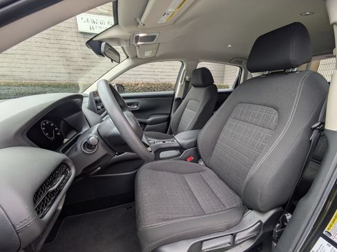 Used 2025 Honda HR-V LX image 24