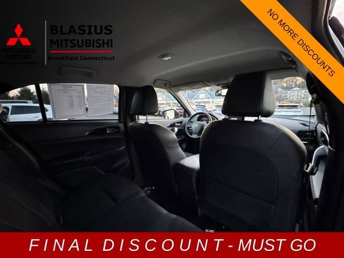Used 2023 Mitsubishi Eclipse Cross SE image 24