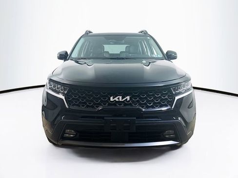 Used 2023 Kia Sorento X-Line EX image 2