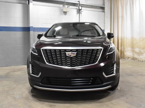 Used 2021 Cadillac XT5 Premium Luxury w/ LPO, Floor Liner Package FWD image 31