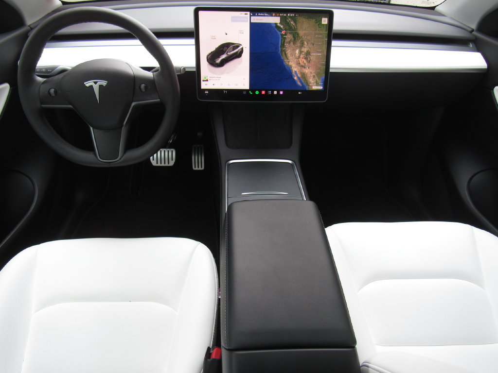 Used 2022 Tesla Model Y Performance AWD/4WD image 29