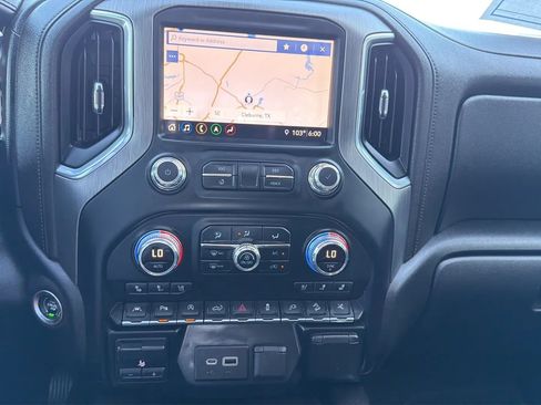 Used 2019 GMC Sierra 1500 Denali w/ Denali Ultimate Package AWD/4WD image 19