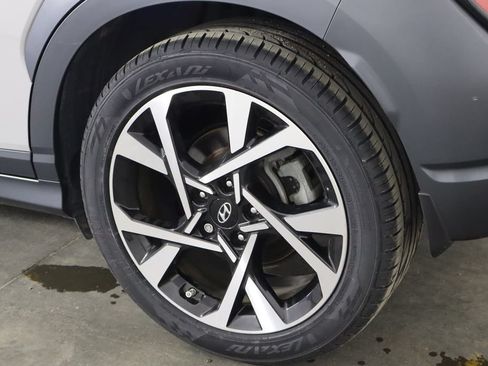 Used 2023 Hyundai Kona Limited FWD image 43