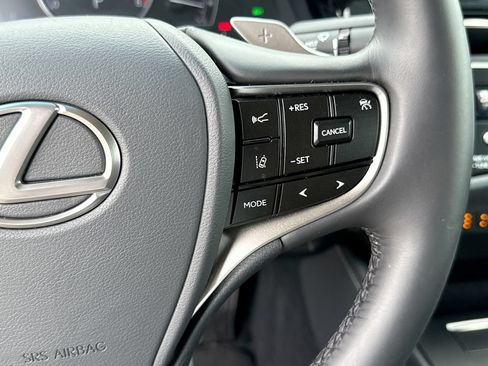 Used 2025 Lexus ES 350 w/ Premium Package FWD image 27
