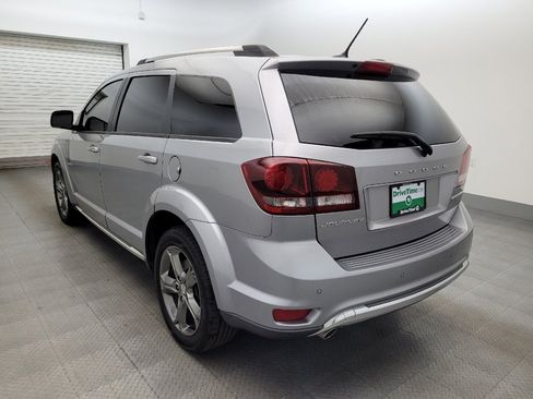 Used 2017 Dodge Journey Crossroad FWD image 5