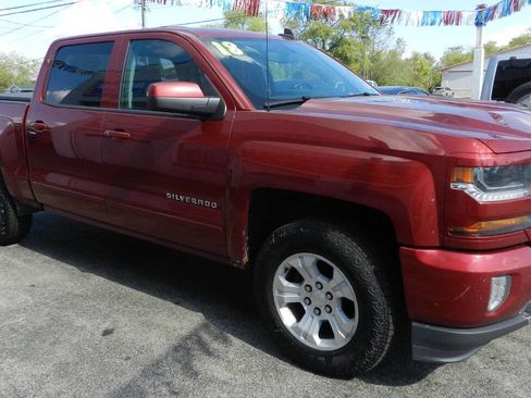 Used 2018 Chevrolet Silverado 1500 LT w/ All Star Edition image 5