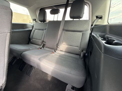 Used 2025 Ford Expedition Active AWD/4WD image 25