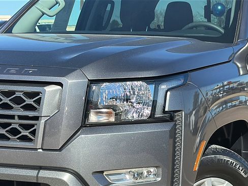 Certified 2024 Nissan Frontier SV w/ SV Convenience Package image 4