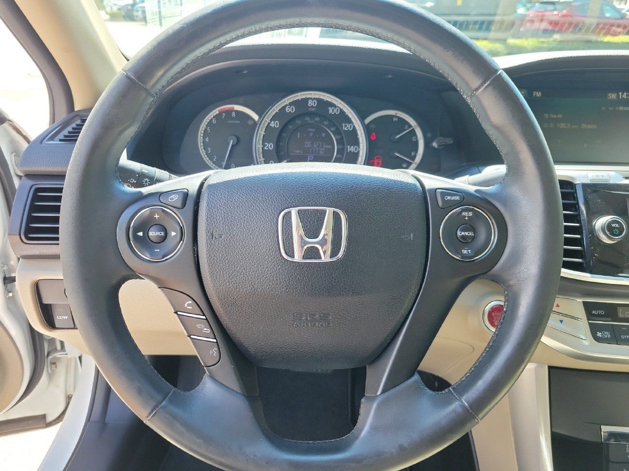 Used 2015 Honda Accord EX-L image 17