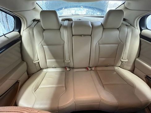 Used 2017 Ford Taurus Limited image 26