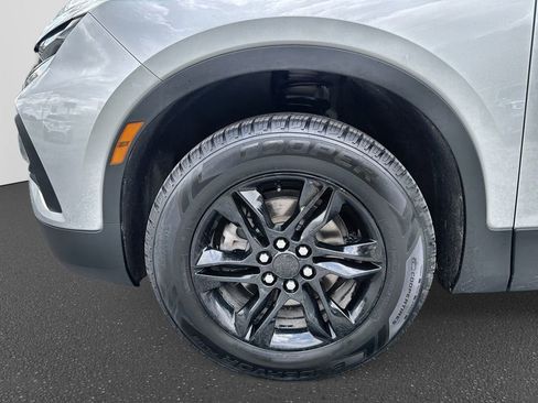 Used 2021 Chevrolet Blazer LT w/ LPO, Black Accent Package AWD/4WD image 14