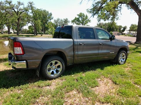Used 2022 RAM 1500 Big Horn AWD/4WD image 5