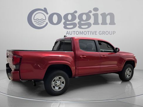 Used 2022 Toyota Tacoma SR w/ SR Convenience Package RWD image 5