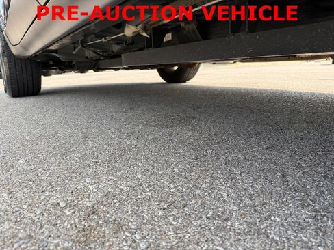 Used 2016 GMC Acadia SLE FWD image 27