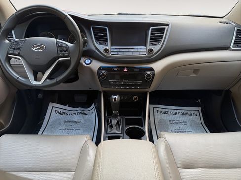 Used 2018 Hyundai Tucson SEL Plus AWD/4WD image 17