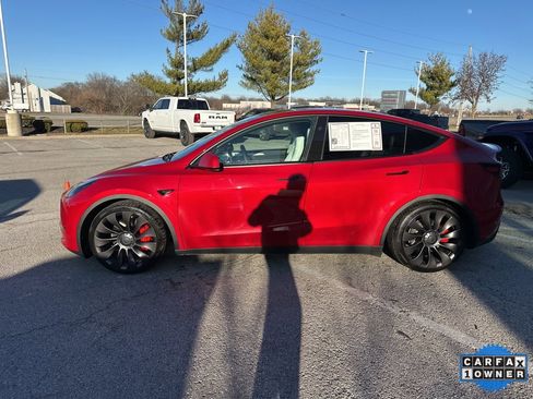 Used 2023 Tesla Model Y Performance image 16