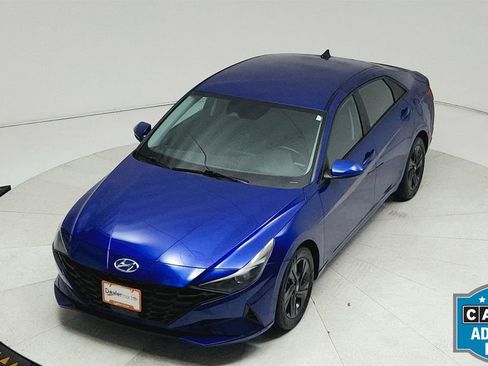 Used 2021 Hyundai Elantra SEL w/ Convenience Package image 15