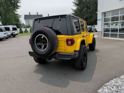 Used 2021 Jeep Wrangler Unlimited Rubicon w/ Dual Top Group AWD/4WD image 18