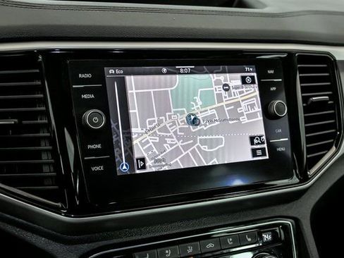 Used 2022 Volkswagen Atlas SEL Premium image 19