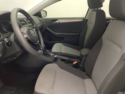 Used 2018 Volkswagen Jetta S FWD image 17