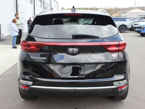 Used 2022 Kia Sportage EX AWD/4WD image 28