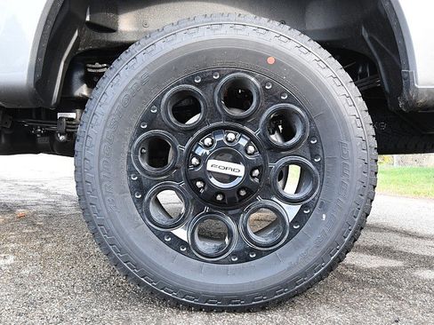 New 2026 Ford F350 XLT w/ XLT Premium Package AWD/4WD image 21