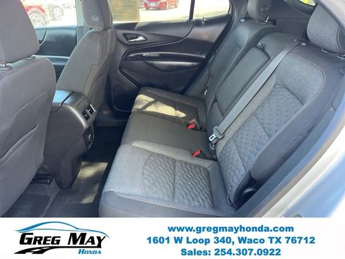 Used 2018 Chevrolet Equinox LT image 18